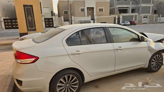 سياره سياز من سزوكي 2024 1