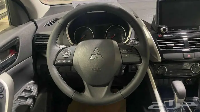 ميتسوبيشي اكليبس كروس نص فل موديل 2025 10