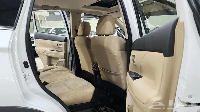 ميتسوبيشي اوتلاندر 2021 25