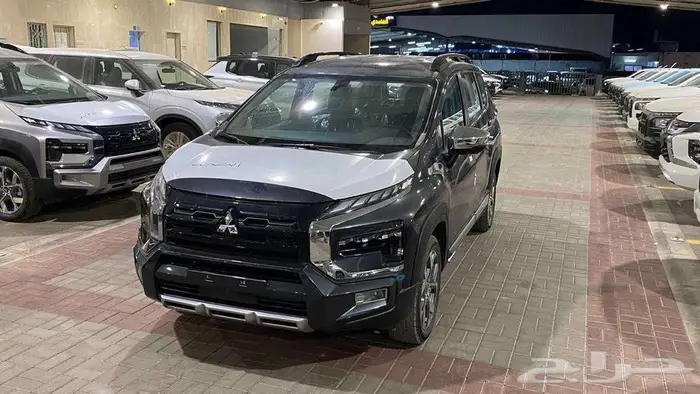 عرض نهاية العام متسوبيشي اكسباندر كروس بريميوم 2025 فل كامل 1