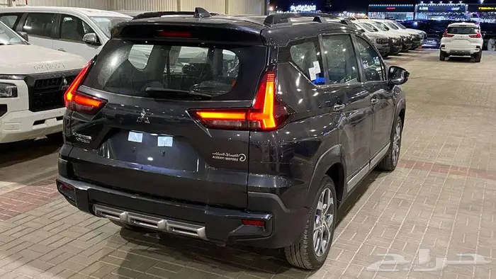 عرض نهاية العام متسوبيشي اكسباندر كروس بريميوم 2025 فل كامل 3