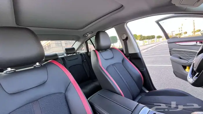 سيارة صينية شبه جديدة بعزم قوي جدا  300 نيوتن مع تيربو 4