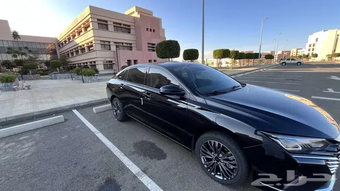 سيارة صينية شبه جديدة بعزم قوي جدا  300 نيوتن مع تيربو 7