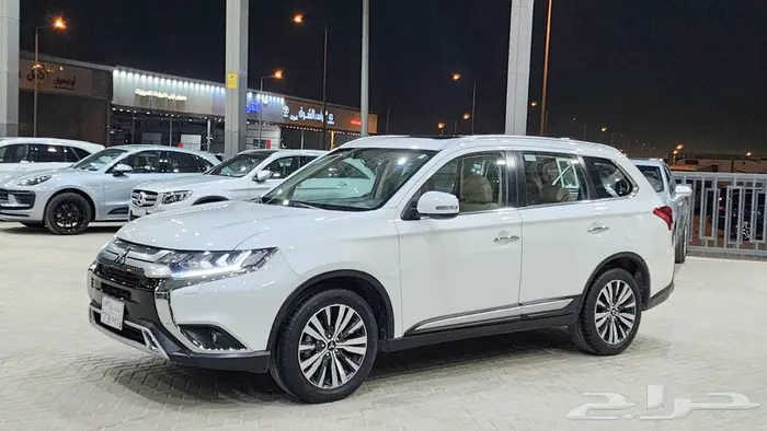 ميتسوبيشي اوتلاندر 2021 1