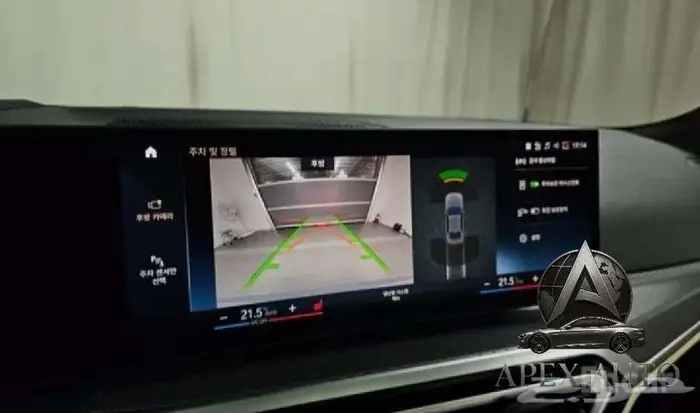 بي إم BMW 3Series 320i Mkit Sport 2024 Special Edition 12