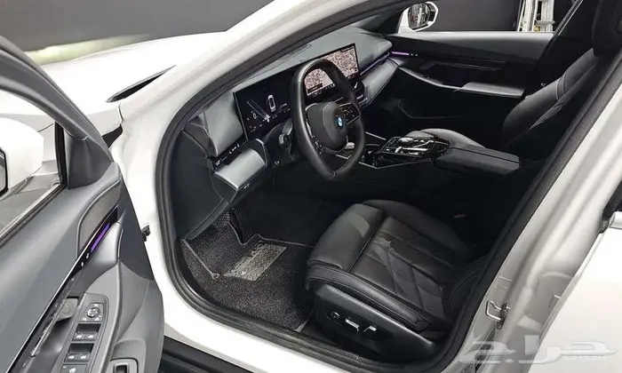BMW 520i 2024 - وارد كوريا 7