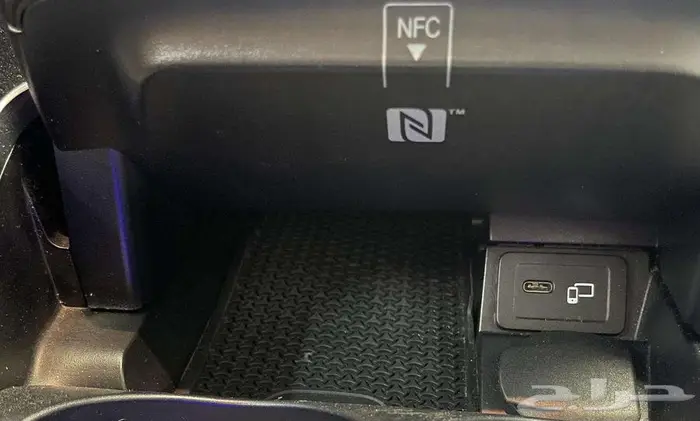 مرسيدس E200 2022 34