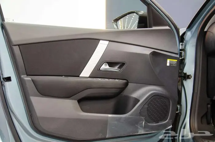 سيتروين C4 نص فل - موديل 2023 كاش وتقسيط ( افضل الاسعار ) 18