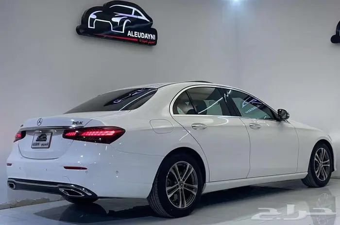 مرسيدس E200 2022 4