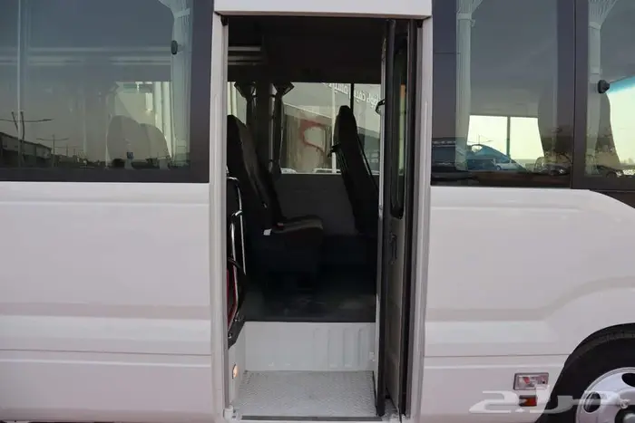 تويوتا باص كوستر 22 راكب و 23راكب خليجي 2025 ديزل 8