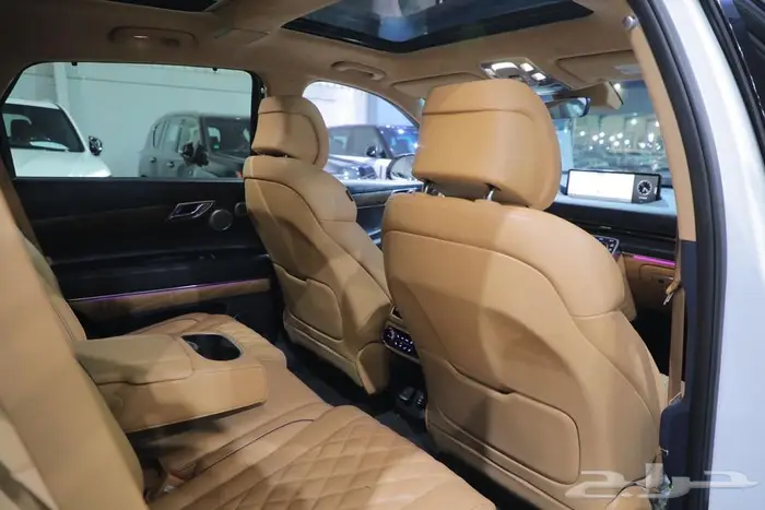 جينيسس GV80 فل كامل رويال بانوراما جلد ستة سلندر موديل 2022 17