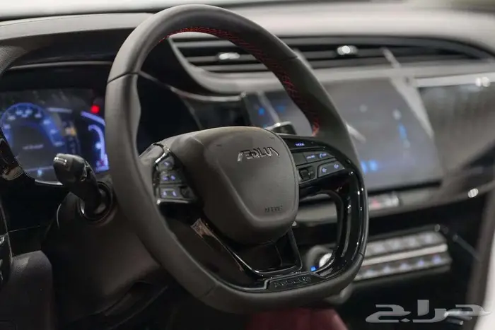 دونج فينج AX7 2023 فل بلس 15