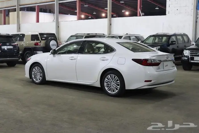لكزس ES350 2017 7