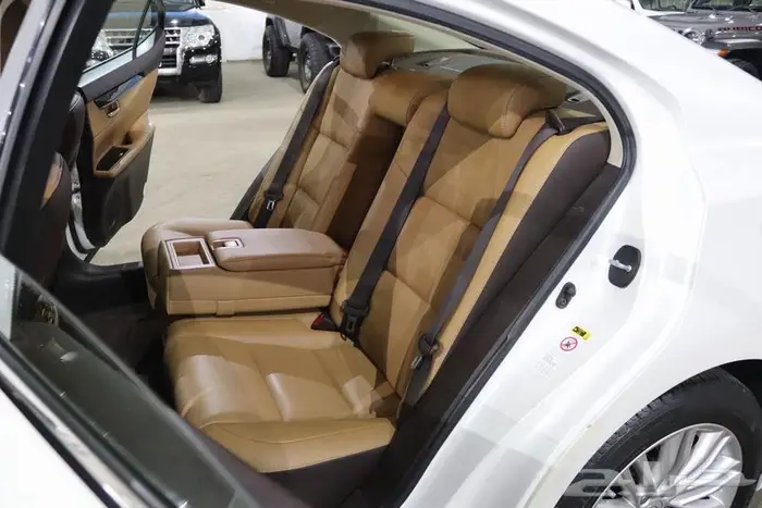 لكزس ES350 2017 14