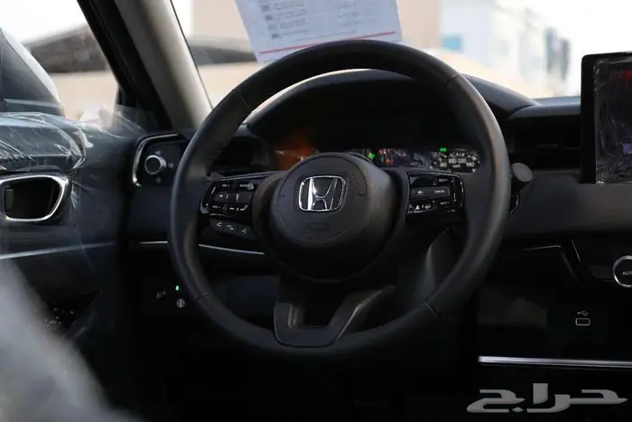 هوندا HRV 2024 LX نص فل - الخضر للسيارات 6