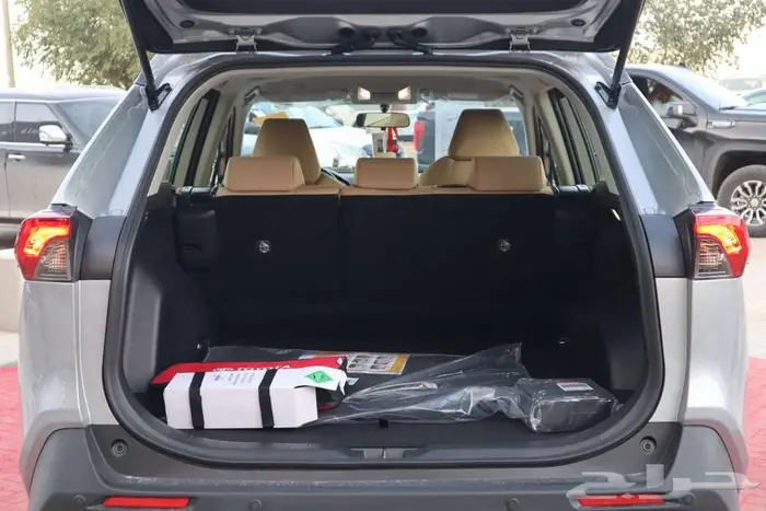 تويوتا راف فور LE دبل وبدون دبل محرك 2.0 2025 سعودي 9