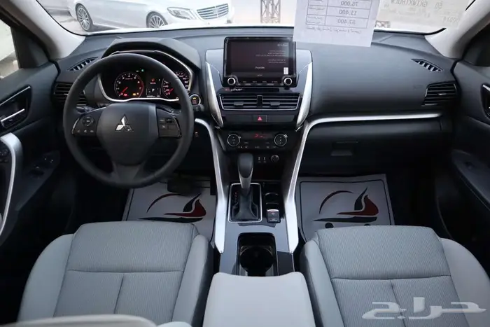 ميتسوبيشي اكليبس كروسGLSنص فل و بلاك سام 2025 19