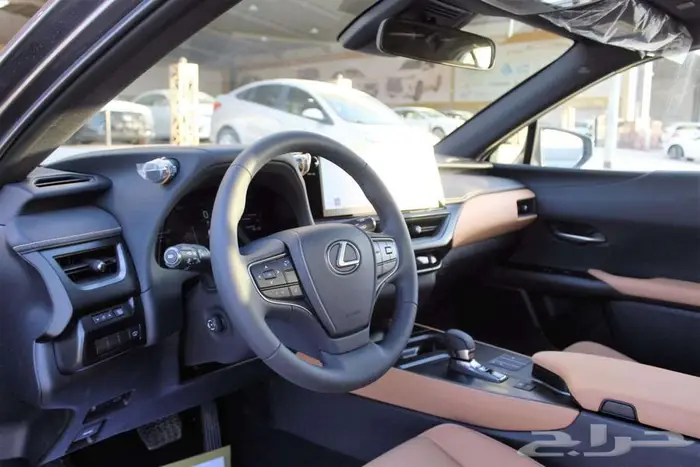 لكزس - UX 300 - CH - فل كامل - خليجي - 2025 السعر 173000 23