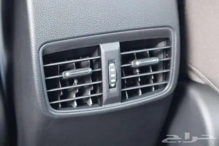 تويوتا كورولا XLI 1.5 مطور بنزين 2026 نسبة 2.70 12