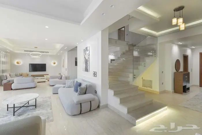 فيلا مستقلة ب7 غرف نوم   بالم هيلز  الشيخ زايد 5