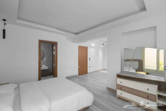 فيلا مستقلة ب7 غرف نوم   بالم هيلز  الشيخ زايد 4