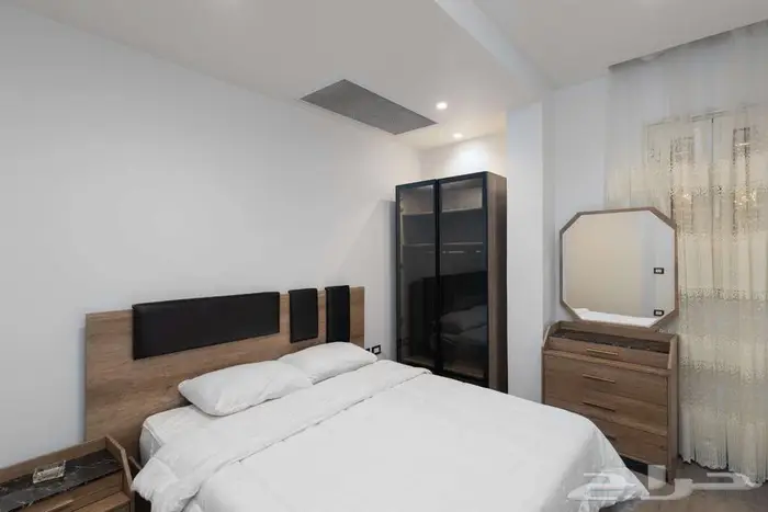 فيلا مستقلة ب7 غرف نوم   بالم هيلز  الشيخ زايد 3