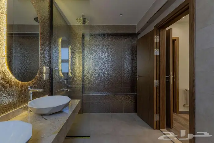 فيلا مستقلة ب7 غرف نوم   بالم هيلز  الشيخ زايد 34