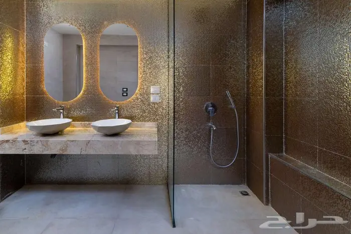 فيلا مستقلة ب7 غرف نوم   بالم هيلز  الشيخ زايد 33