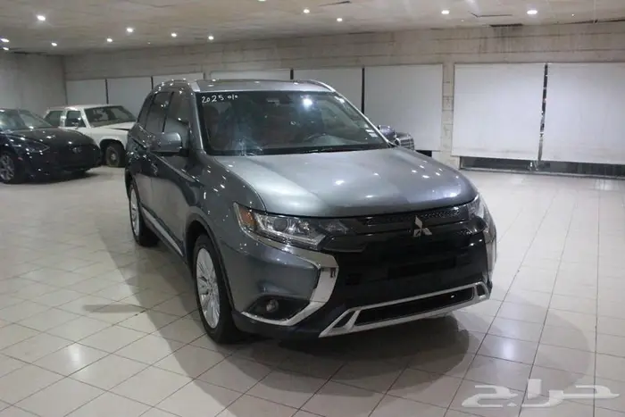 ميتسوبيشي اوتلاندر 2020 رصاصي بطاقة جمركية 8
