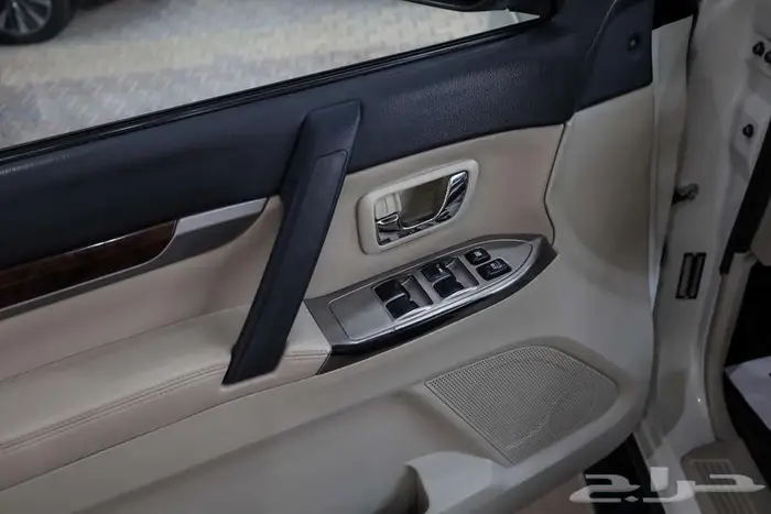 ميتسوبيشي باجيرو فل 2019 12