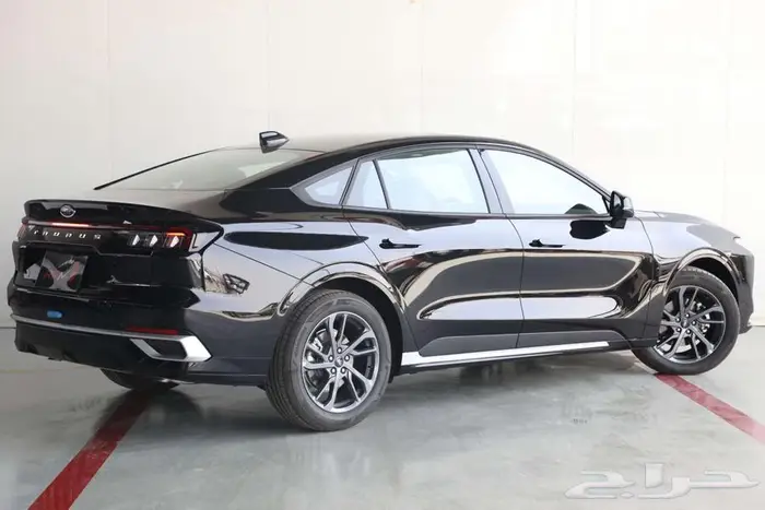 فورد توروس امبيانتى 2026 4