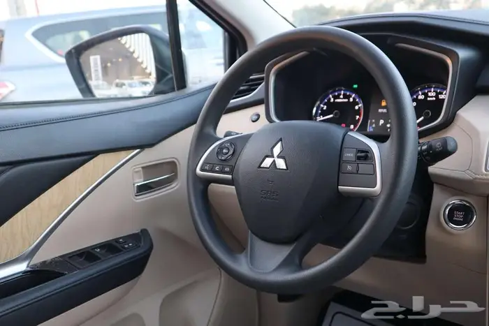 ميتسوبيشي اكس باندر 2025 بأفضل الاسعار 15