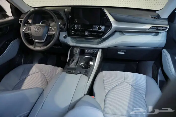 تويوتا هايلاندر بفئات متعددة موديل 2025 5