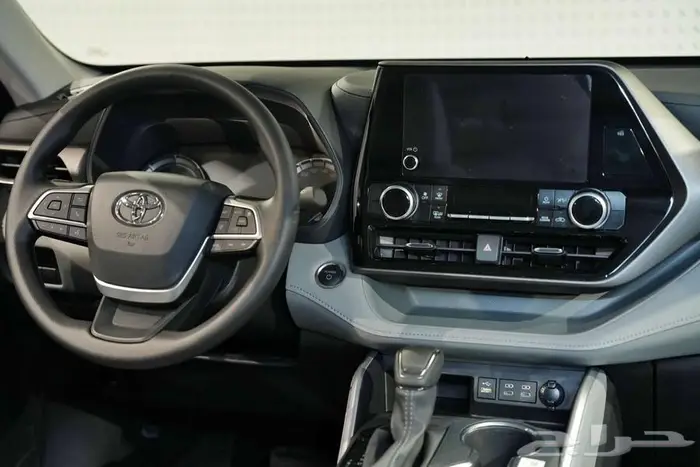 تويوتا هايلاندر بفئات متعددة موديل 2025 4