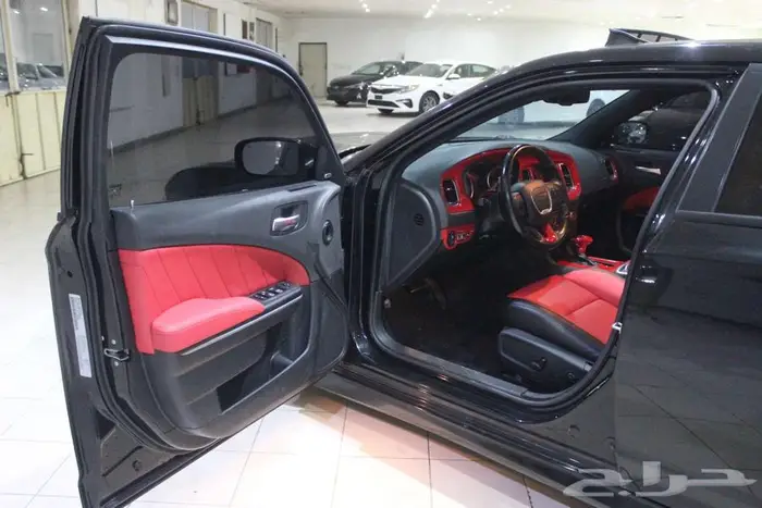 دودج تشارجر 2020 GT اسود بطاقة جمركية بوية بلدها 51