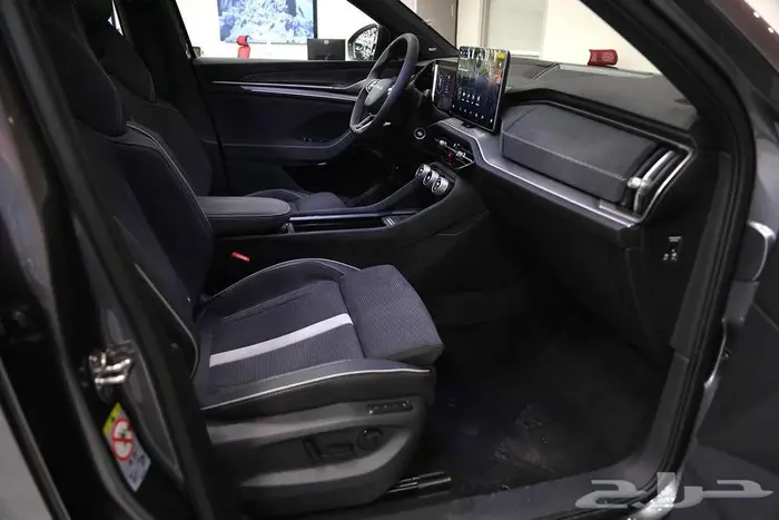 انطلق بثقة على الطريق مع سكودا كودياك سبورت لاين 2025 9