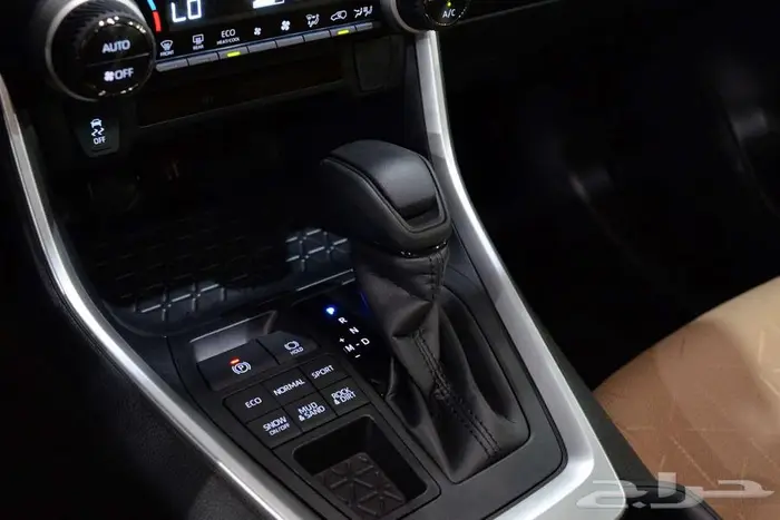 تويوتا راف فور XLE 2024 نص فل سعودي 8