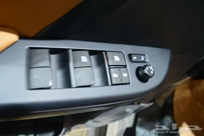 تويوتا فورتشنر 2026 استاندر دبل بنزين لون ابيض اقساط وكاش 10