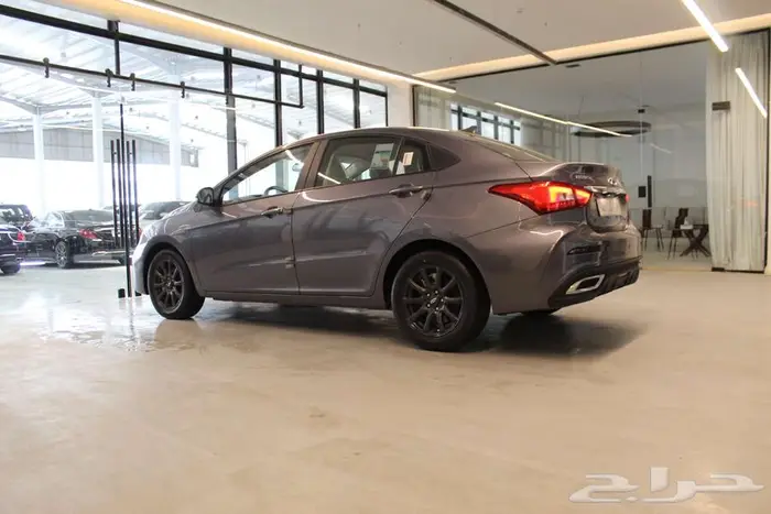 شيري اريزو 5 2025 4