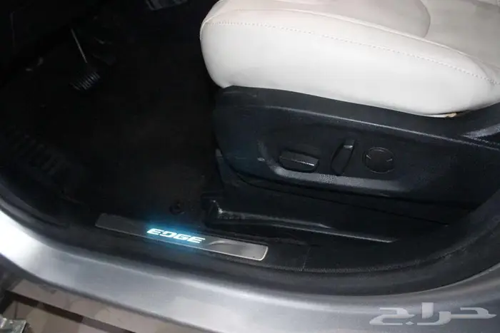 فورد إيدج تيتانيوم 2020 بانوراما بطاقة جمركية أمريكي 46