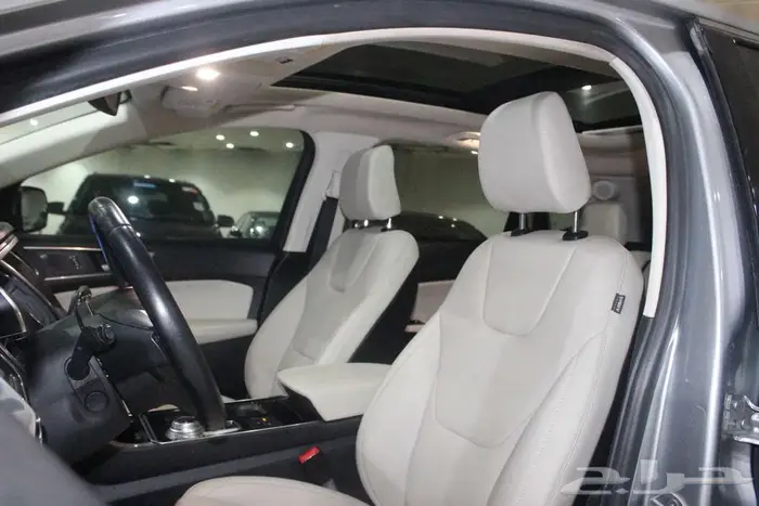 فورد إيدج تيتانيوم 2020 بانوراما بطاقة جمركية أمريكي 42