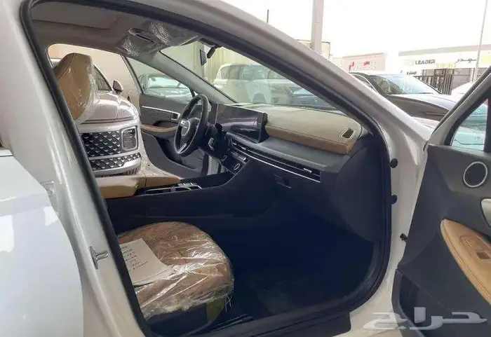 هيونداي سوناتا كومفورت 2026 اصفار سعودي 11