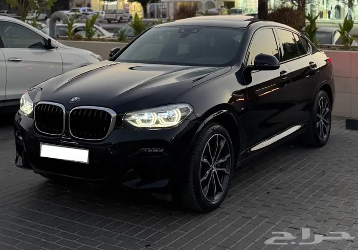 BMW فئة X4 مميز بالنظافة 0