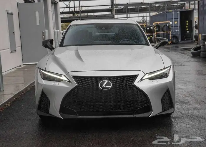 لكزس IS 500 F Sport Performance Lexus  2025 1