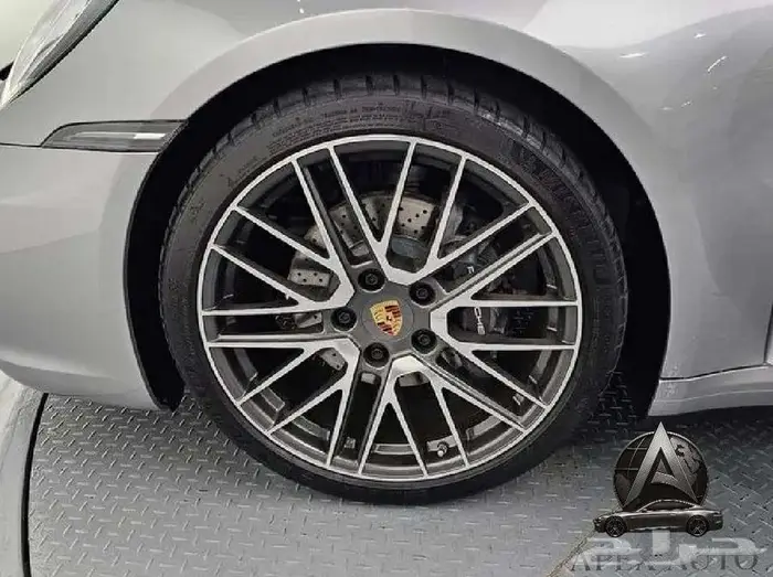 بورش 911 كارير PORSCHE Carrera 911 2024 عرض مميز 4