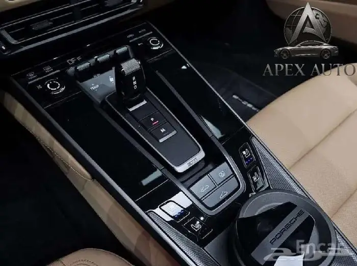 بورش 911 كارير PORSCHE Carrera 911 2024 عرض مميز 10
