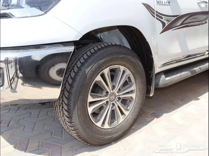 تويوتا هايلكس غمارتين فل اوتوماتيك بنزين 2025 سعودى 2