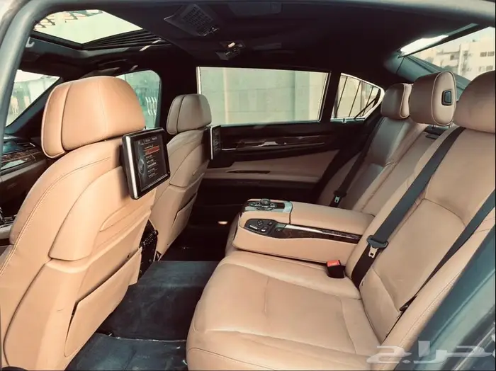 للبيع BMW 750 لارج فل كامل 2014 نظيف جدا 12