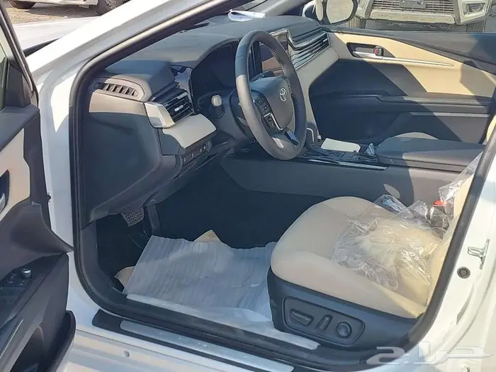 تويوتا كامري le بنزين موديل 2025 كاش واقساط 4