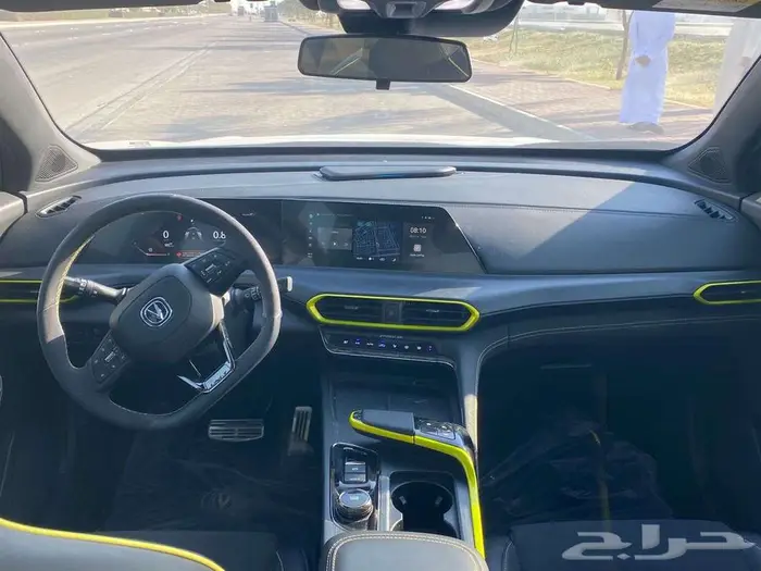 شانجان يوني تي سبورت 2025 (شبه جديد) 16